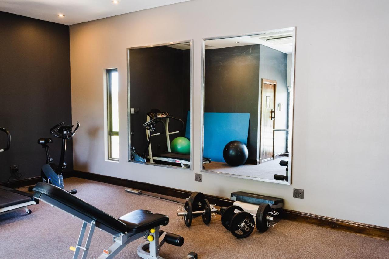 Tredenham Boutique Hotel Bloemfontein Eksteriør bilde Gym mirrors